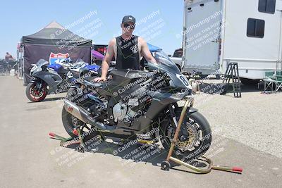 media/Jun-08-2025-TrackDaz (Sun) [[dc1ba13c79]]/Around the Pits/